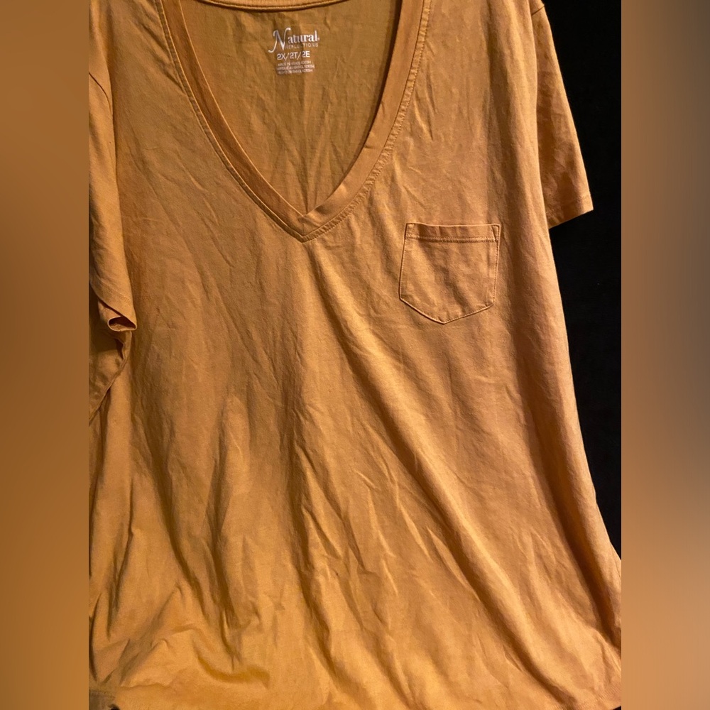 Original natural ReFECTIONS  v neck tee with a small front pocket